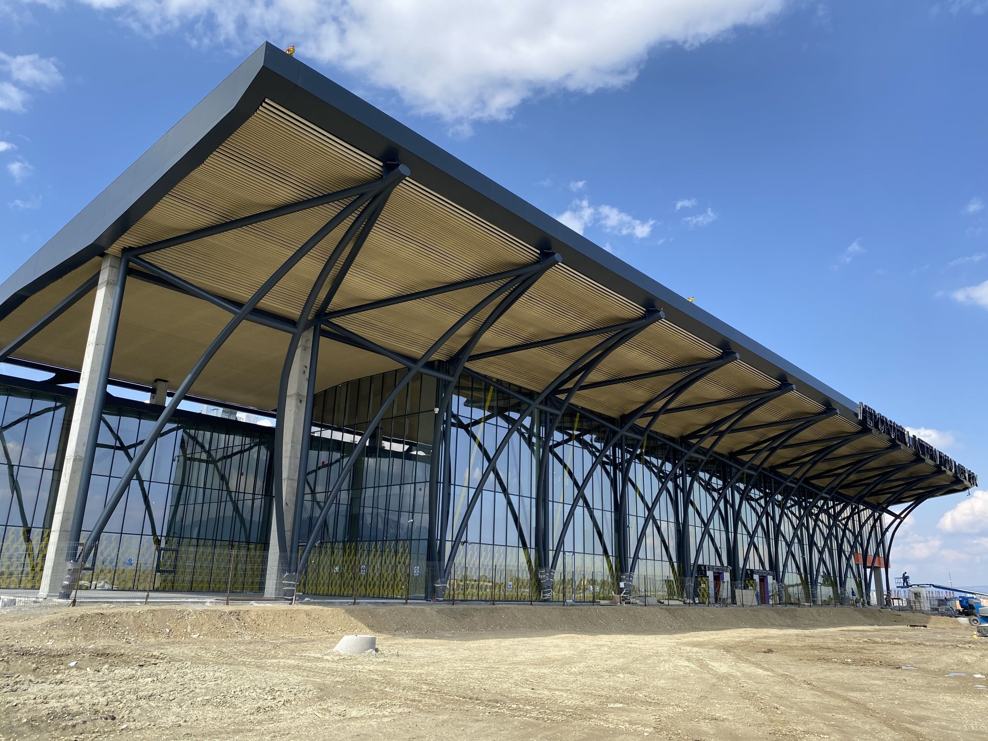 Productie si montaj structura aeroport Brasov
