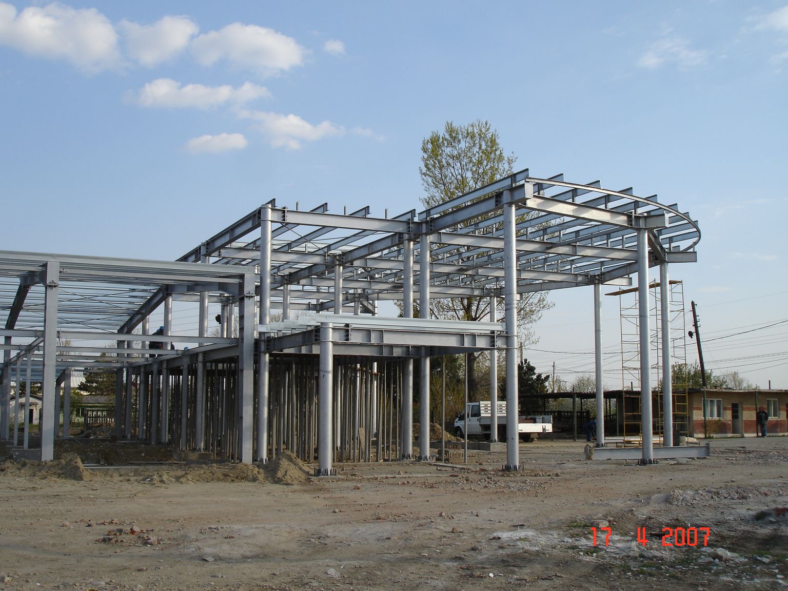 Productie si montaj showroom Ford Targoviste