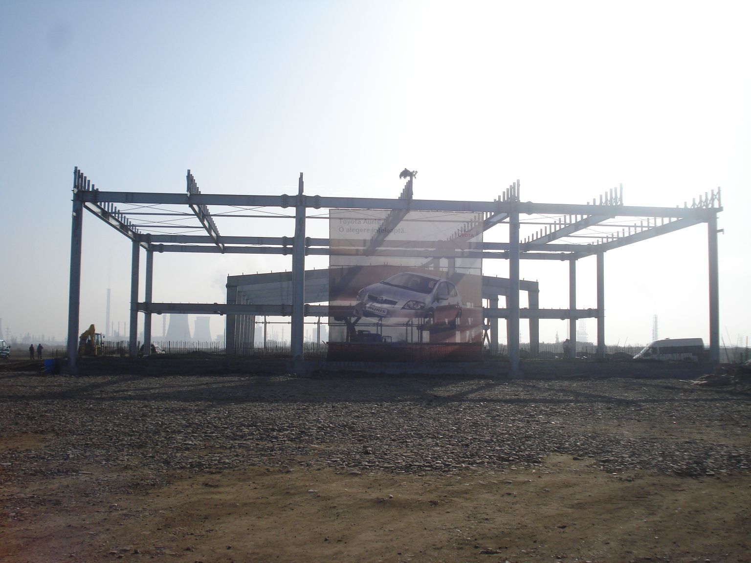 Productie si montaj showroom Toyota Ploiesti