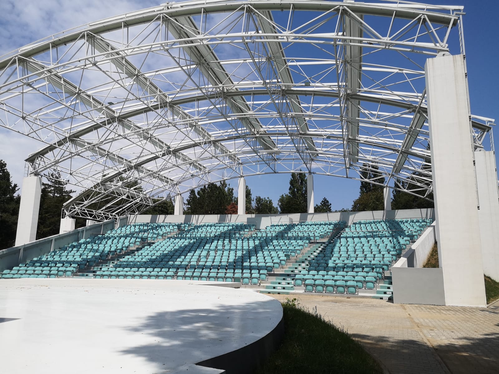 Productie si montaj acoperis Amara